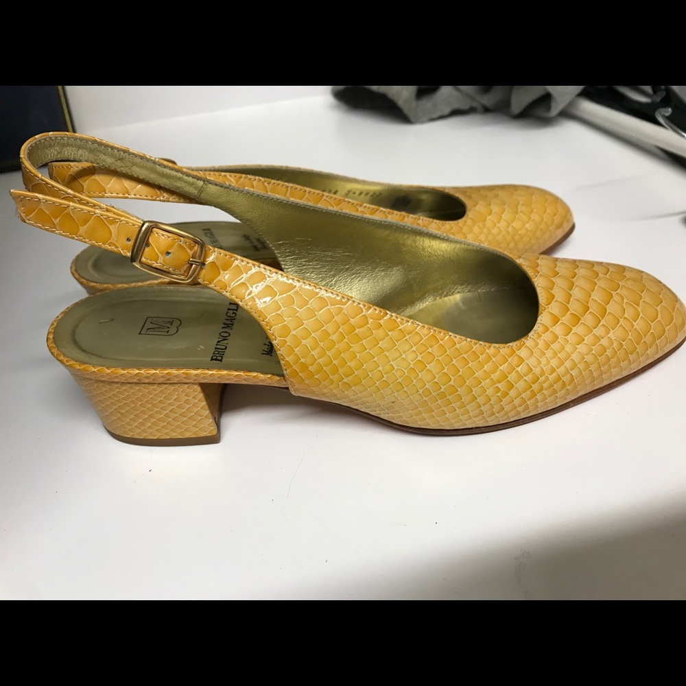 Bruno Magli vintage sling back sandals